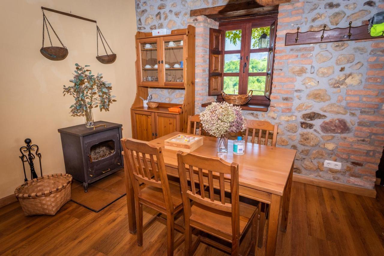 La Casona De Sovina Guest House Piloña Екстериор снимка